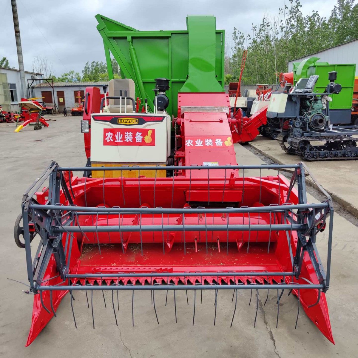 Crawler-növ straw silage harvester, corn və forage crushing və recycling qurğu, agricultural silage avadanlıq